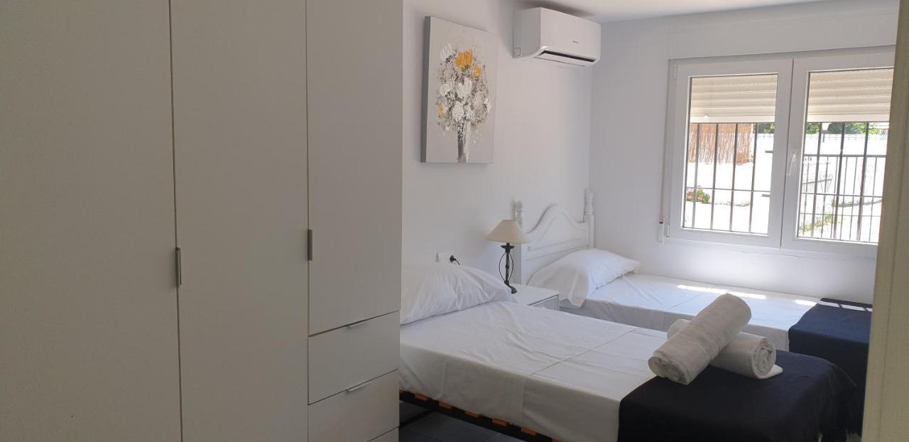 Chalet Cami De Merle เดเนีย ภายนอก รูปภาพ